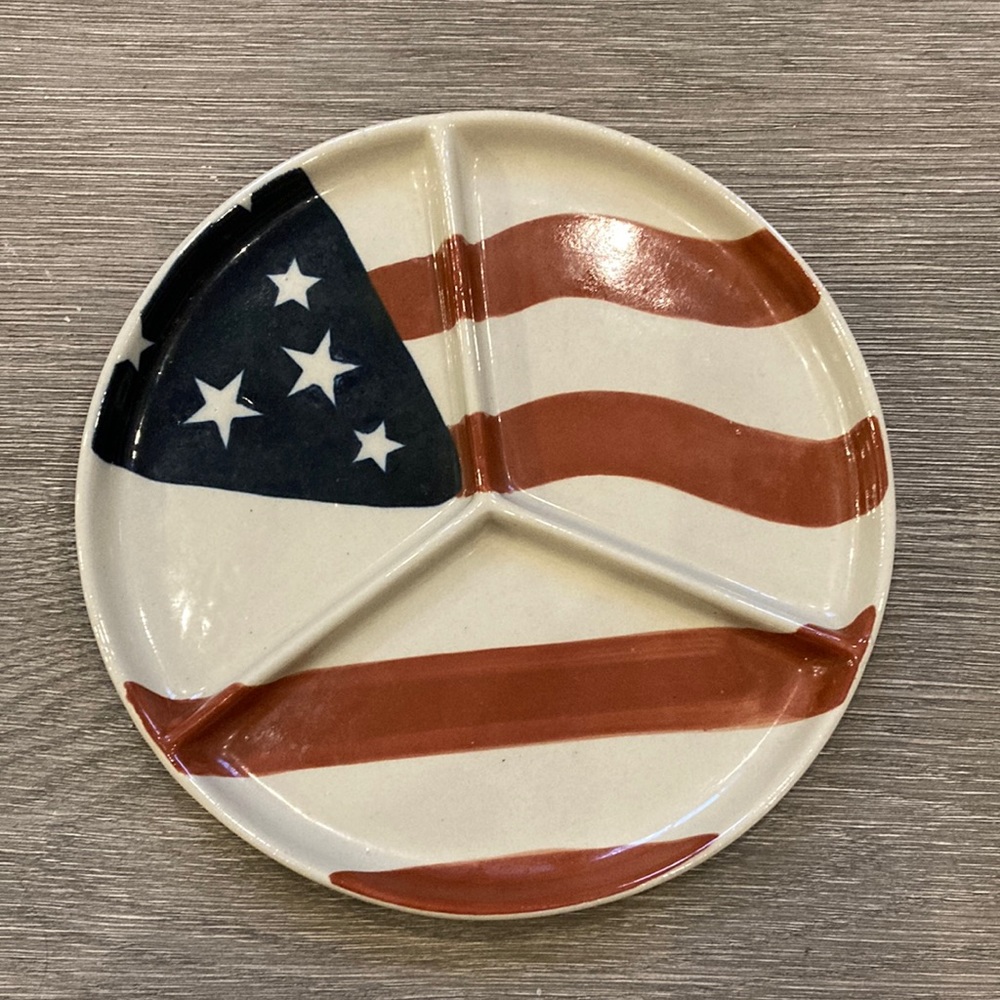 Flag Plate‎ Approximatly 10”